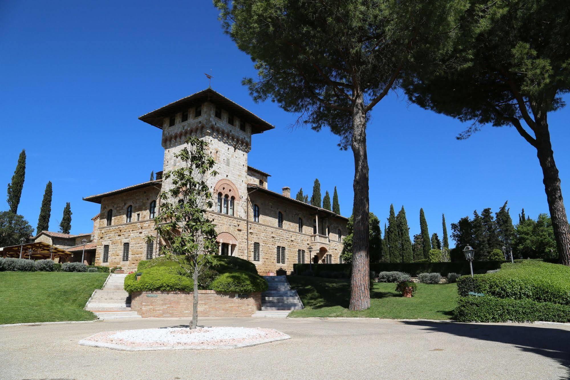 La Collegiata Hotel